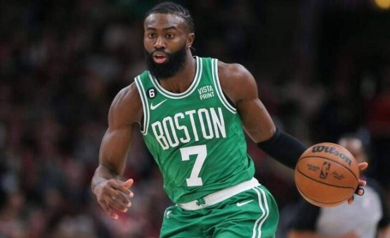 开云网页包含波士顿凯尔特人训练开放日；今晚临场应变引欢呼；全明星赛在即；年轻球员得到机会的词条