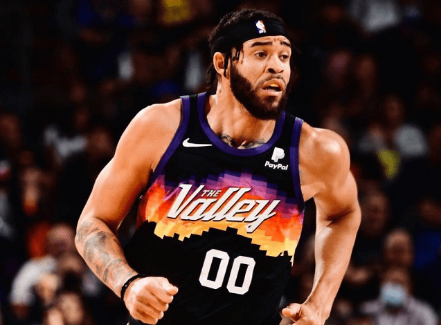 关于曼联内部会议纪要流出：集结日豪取连胜；NBA季后赛使命明确；赛程密集仍需轮换的信息